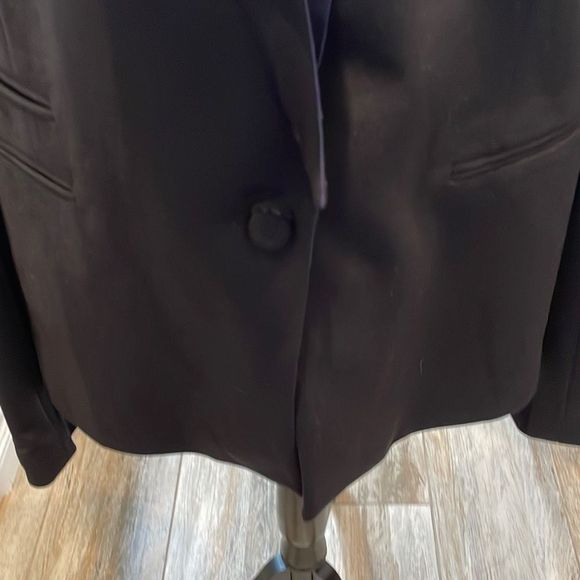 Bailey, 44 new with tags blazer, black with blue trim size large - Picture 10 of 10